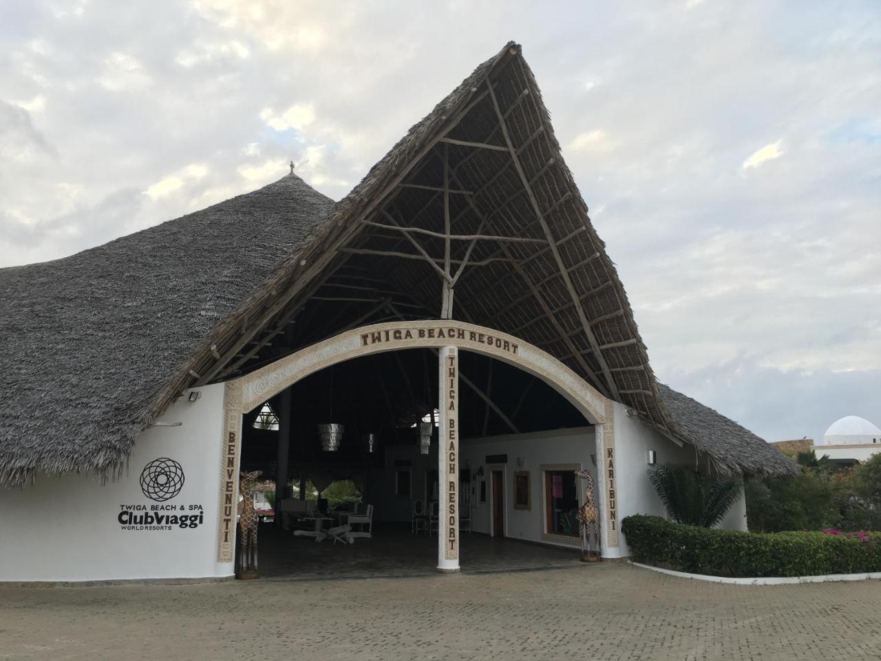 Twiga Beach Resort & Spa Watamu Exterior photo